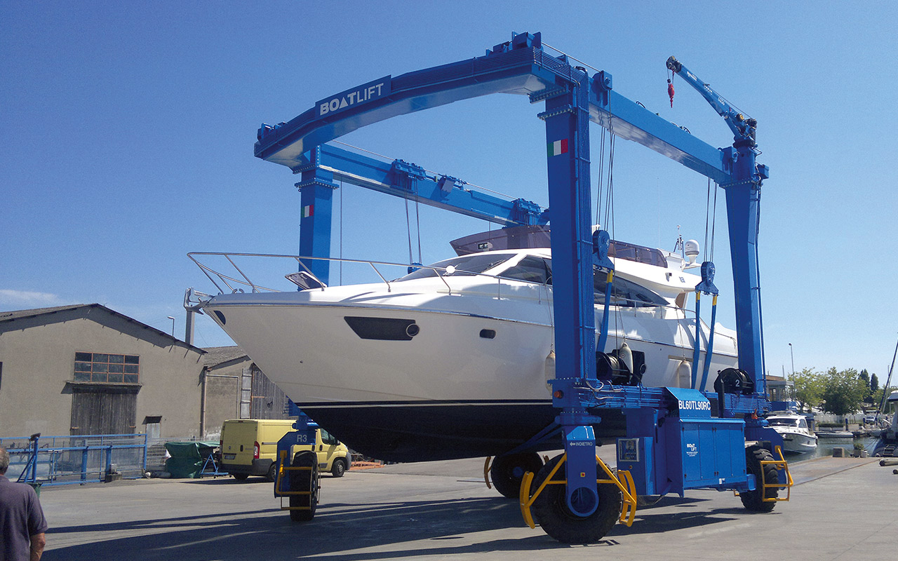 Boat Service and Boat Repairs at Seaside Boatyard and Marina